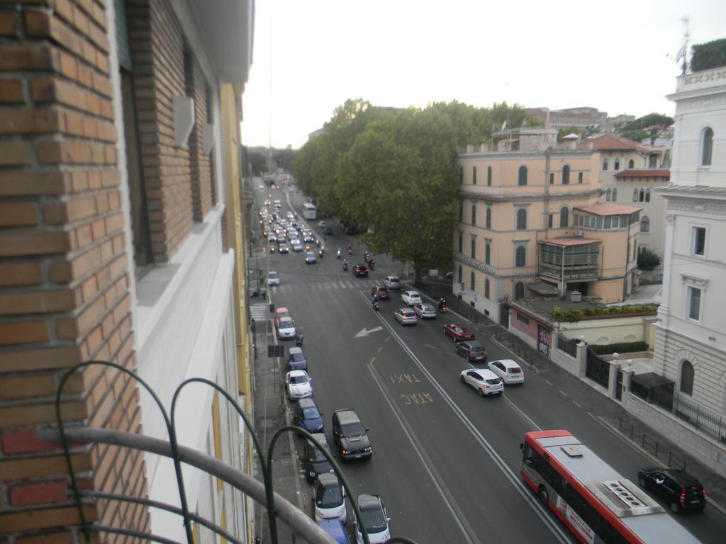 Morgagni House Otel Roma Oda fotoğraf